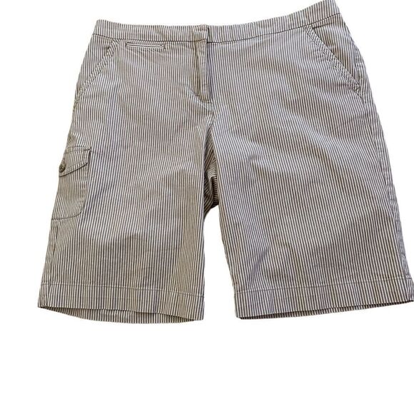 Women's Izod Stretch Tan Striped Cargo Golf Shorts Size 8 - Picture 2 of 11